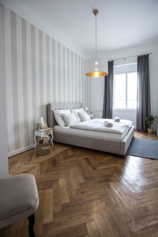 סופרון El Gusto Homes Town מראה חיצוני תמונה